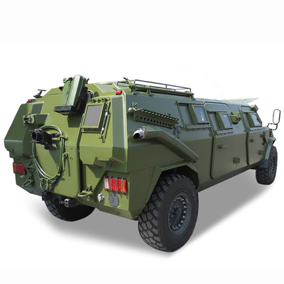 Il veicolo a prova di proiettile militare 10 di assalto fuori strada di DONGFENG CSK141 mette a sedere 200hp 4x4