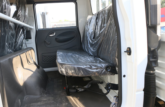 Carico a doppia cabina Light Truck 2 assi 6 Carrelli a ruote Cargo Light 125HP Benzina