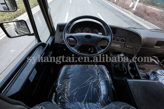 Motore AWD 190hp del cilindro della parte anteriore 6 dell'azionamento del camion 4x4 del trasportatore di personale 4x4 Off Road