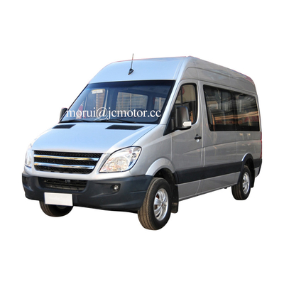 Autobus scolastico per studenti e dipendenti, chilometraggio 350 km