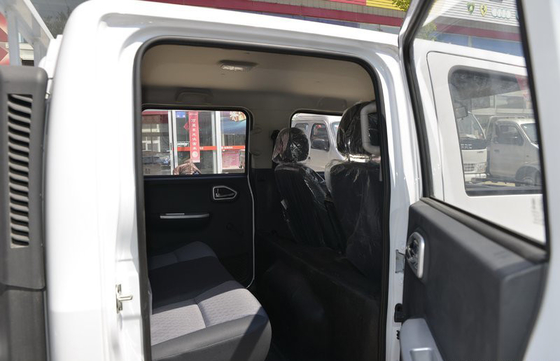 motore diesel piccolo Lorry Truck Double Row del camion 4x2 del carico della luce 4.5T 5 sedili