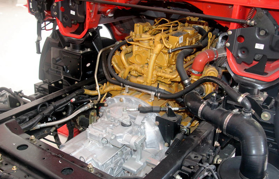 GVW 6 - trasmissione manuale 6MT del carico 12T del motore rosso diesel di Van Truck YUCHAI