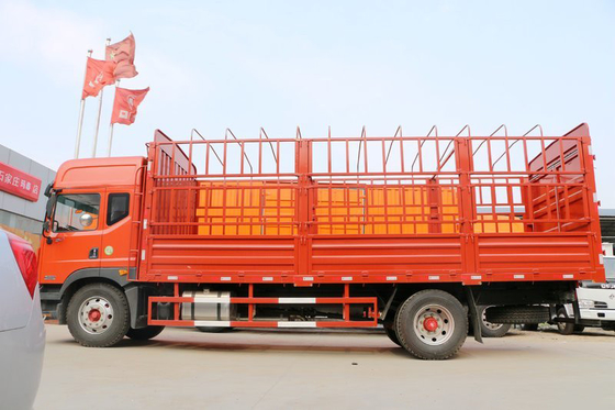 Il recinto medio Transport Cargo Truck ha lasciato a CYL dell'azionamento 6 il camion diesel