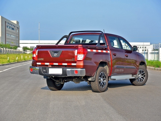 Il camioncino leggero del carico 4x4 trasporta l'interasse di cuoio 3500mm dei sedili di 2m