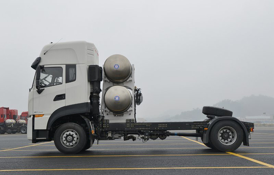 Trazione Massachussets del motore del rimorchio di trattore di trasporto LNG CNG delle merci 500HP 32,4 tonnellate