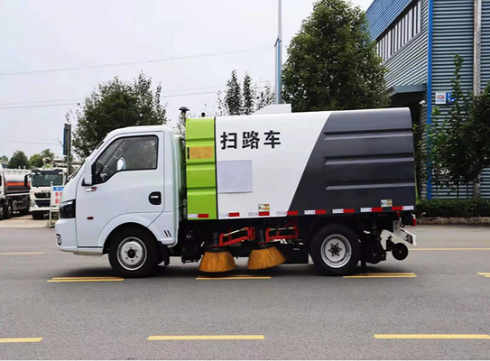 potere municipale 113hp Mini Road Sweeper della benzina del camion di risanamento della ruota 4x2