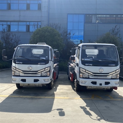 Camion del trasporto dell'olio del cherosene di CBM della ruota 4,5 del camion cisterna di combustibile diesel della benzina 4x2
