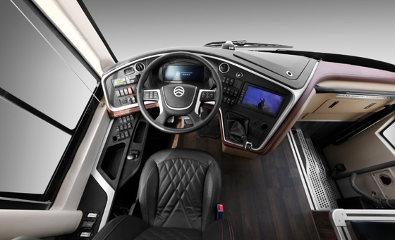 37 trasmissione interna di lusso di altezza 2m di Travel Diesel 270 HP della vettura di Seater 6MT